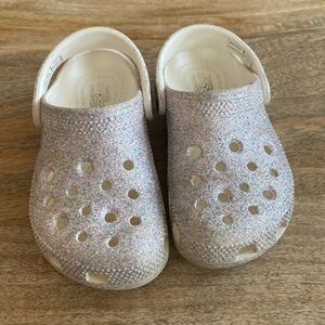 Toddler girls crocs 10C